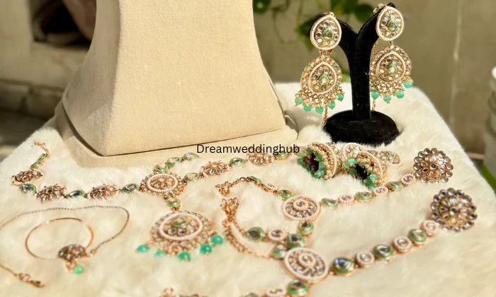 J  T GEMS AND JEWELLERY